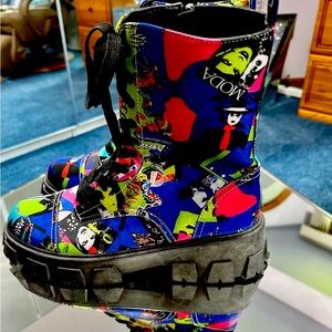 Cape Robbin  graffiti  Multicolor Graphic Boots